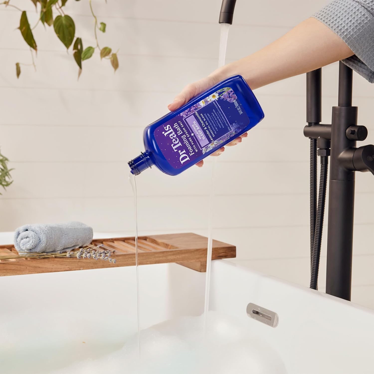 Dr Teal's Foaming Bath with Pure Epsom Salt, Sleep Blend with Melatonin, Lavender & Chamomile Essential Oils, 34 fl oz (Pack of 4) (Packaging May Vary)