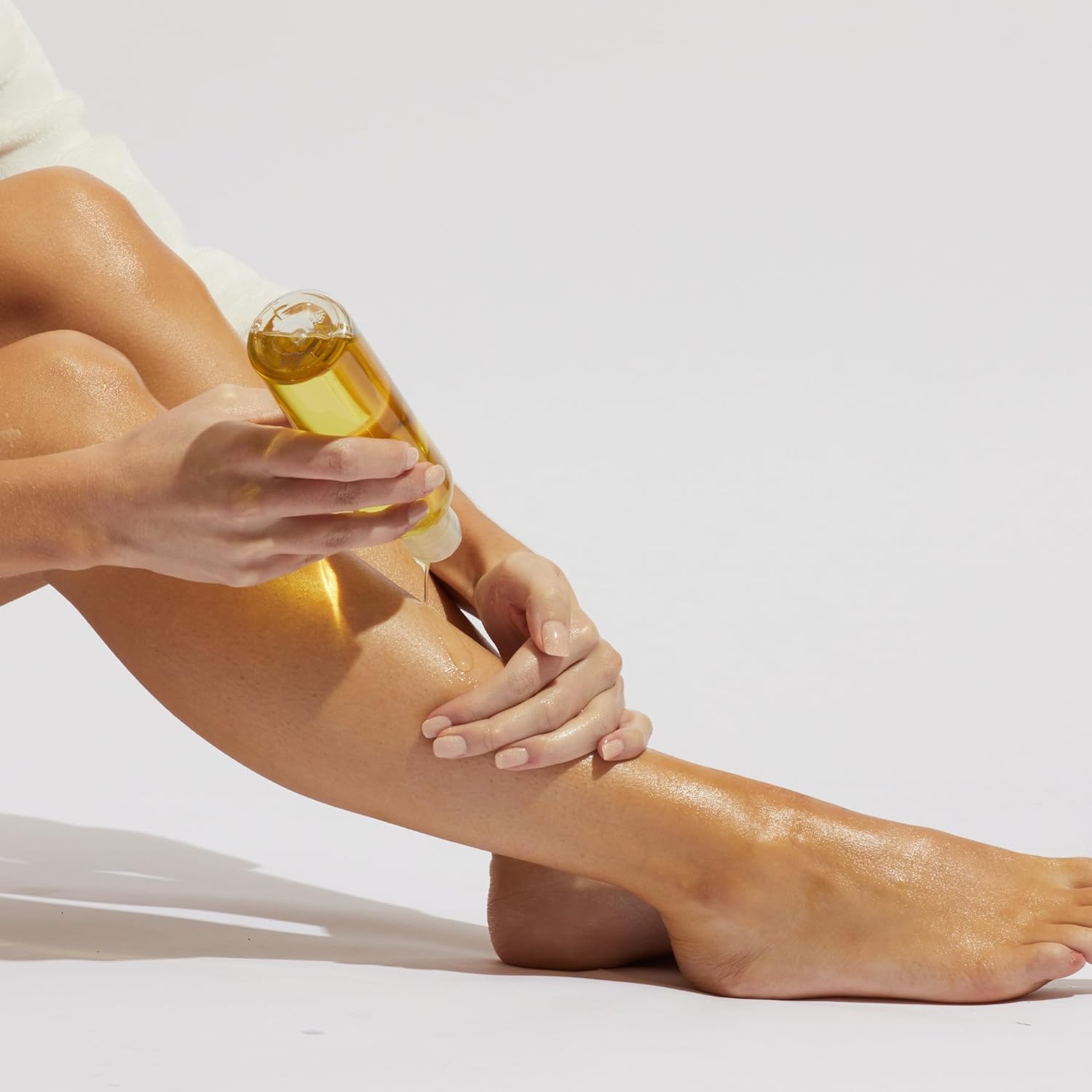 Fizz and Bubble, 8Glow Bath and Body Oil 8 oz. - Daily Moisturizing, Hydrating and Softening for Dry, Rough Skin